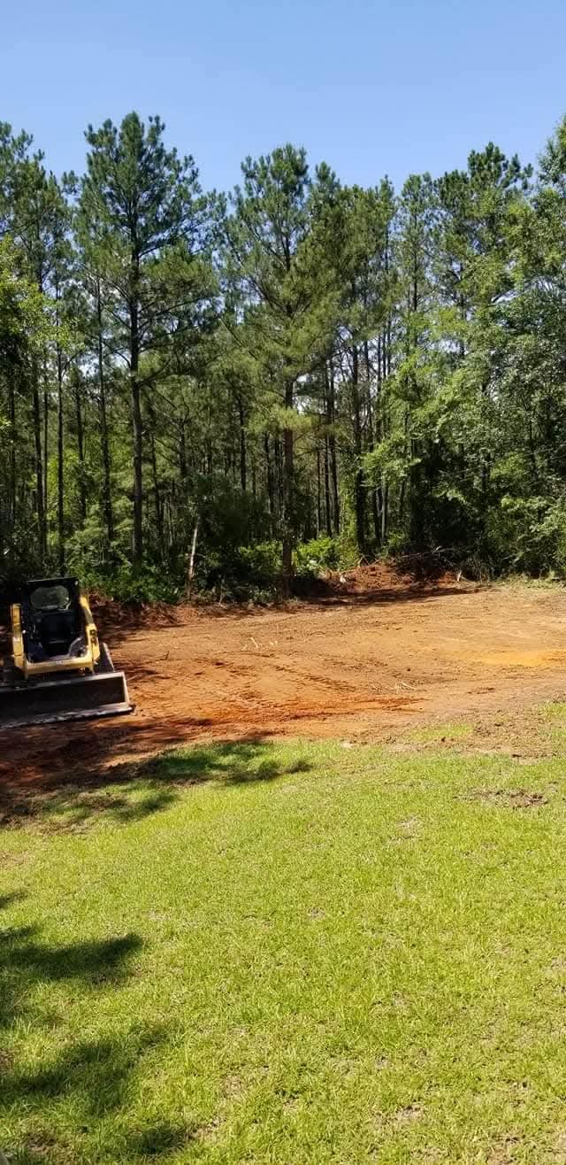 Colemans Land and Equipment — equipment at work